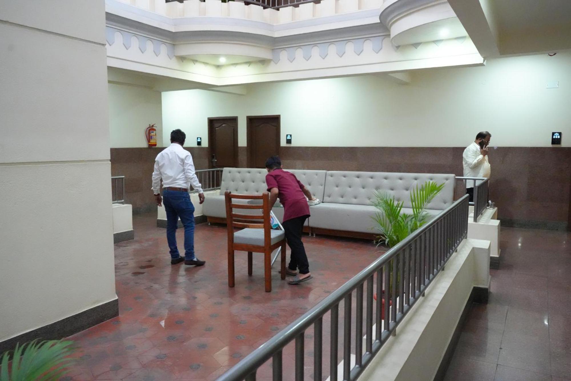 Hotel Sri Sai Residency Tumkur Zewnętrze zdjęcie